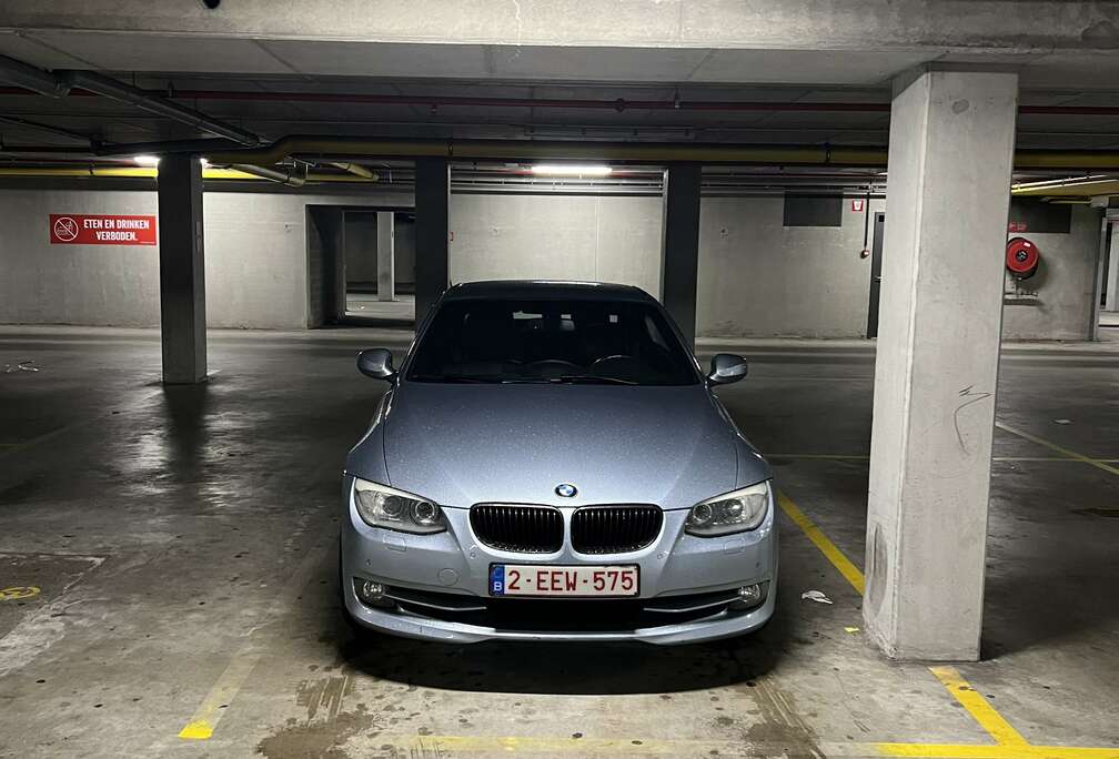 BMW Cabriolet 320i LCI