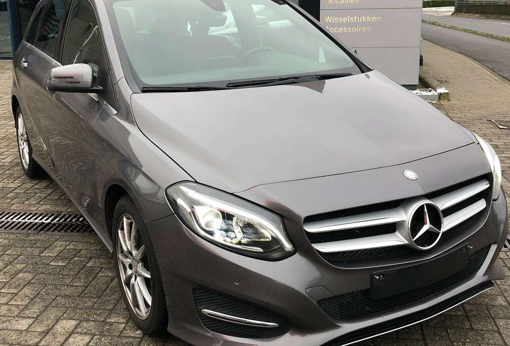 Mercedes-Benz B 180 7G-DCT Urban