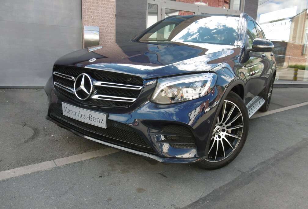 Mercedes-Benz GLC 250 4-Matic / Pack AMG / Pack Night / Toit pano ....