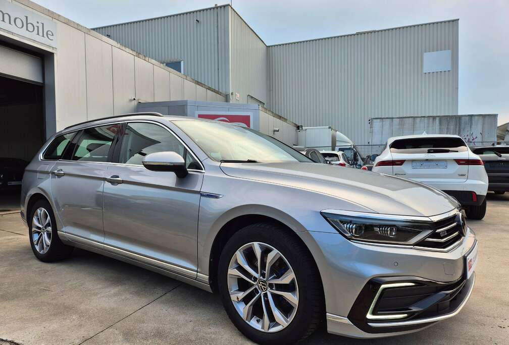 Volkswagen GTE 1.4 TSI // PHEV HYBRID // DSG  // 2022