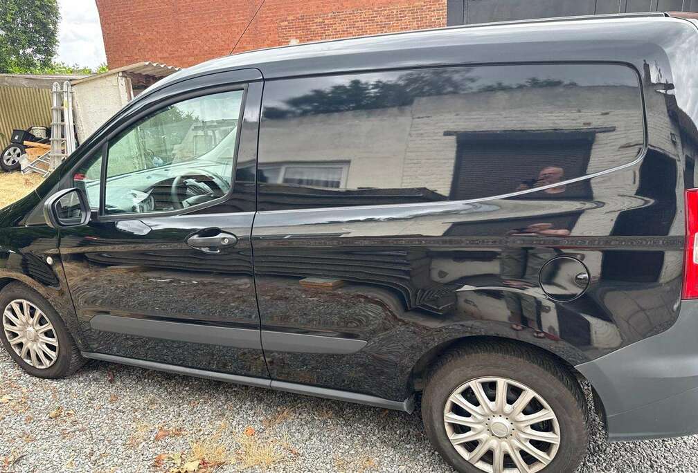 Ford Transit Courier 1.5 TDCi Trend