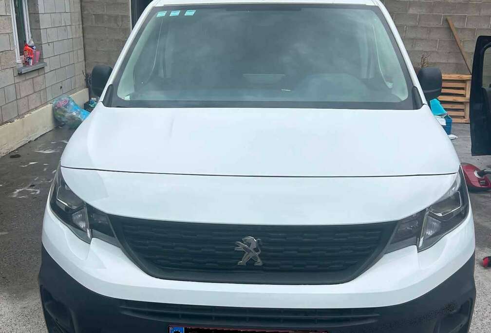 Peugeot F