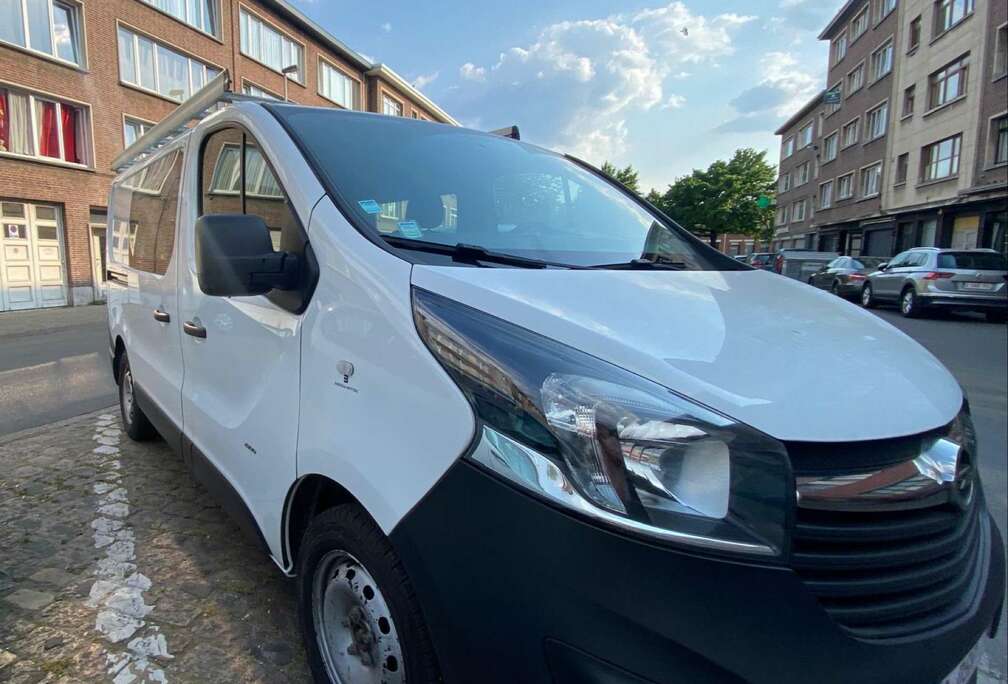 Opel Combi 6 1.6CDTi Biturbo S/S 29 L1 140