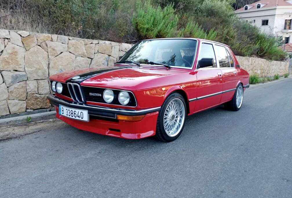 BMW E12 swaped