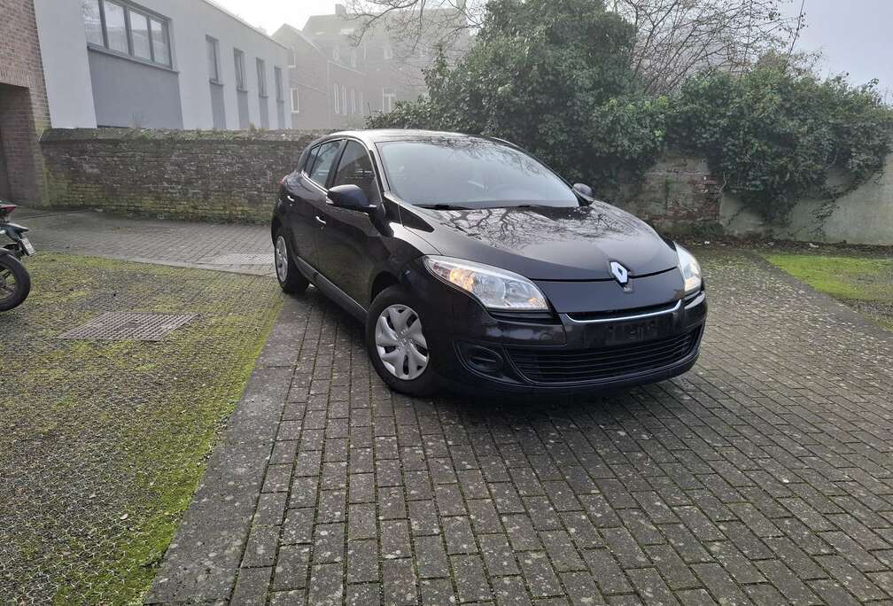 Renault PRETE A IMMATRICULÉ AVEC 1AN DE GARANTIE