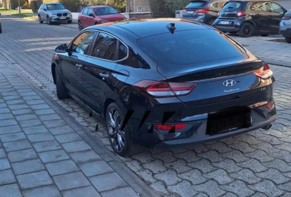 Hyundai 1.4 T-GDi Shine Edition