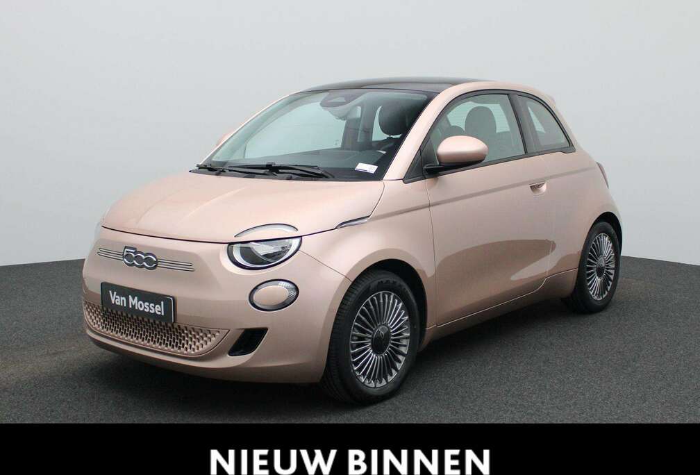 Fiat 500e 42 kWh Icon Camera  Panodak  Zetelverwarmin