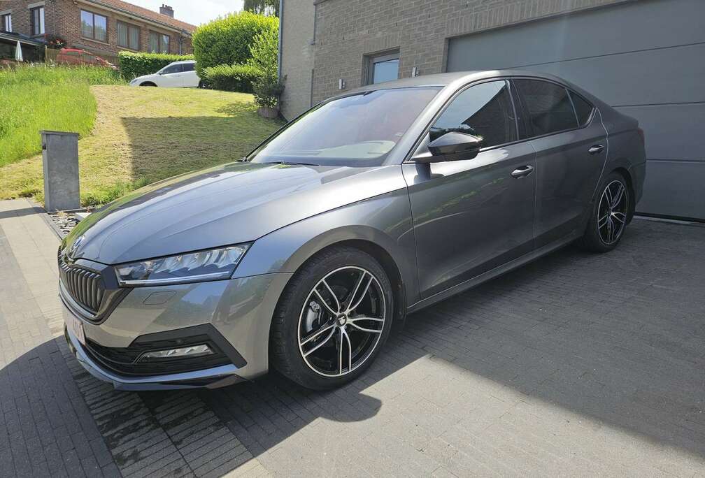 Skoda 1.5 TSI eTec MHEV Sportline DSG GARANTIE 2028