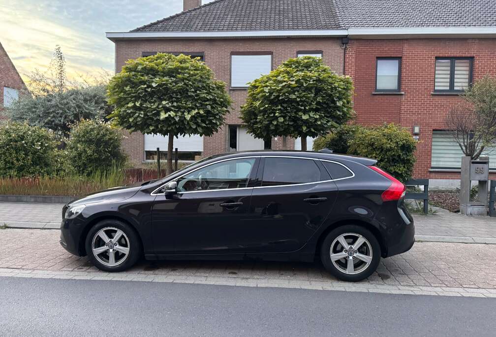 Volvo V40 D2 Summum