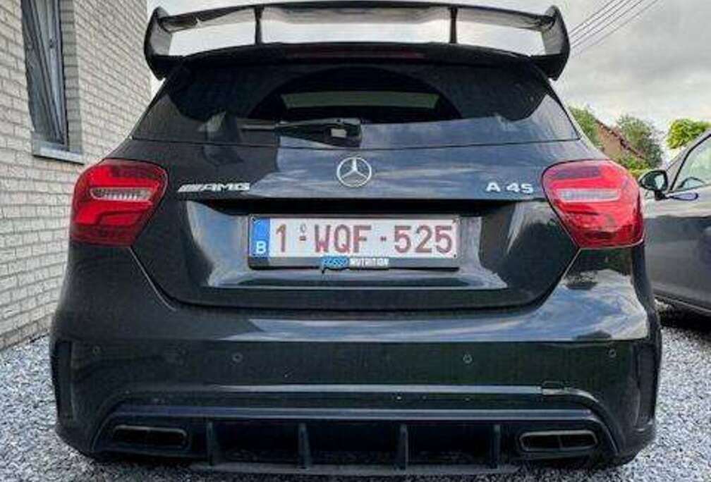 Mercedes-Benz AMG A 45 4Matic AMG Speedshift 7G-DCT