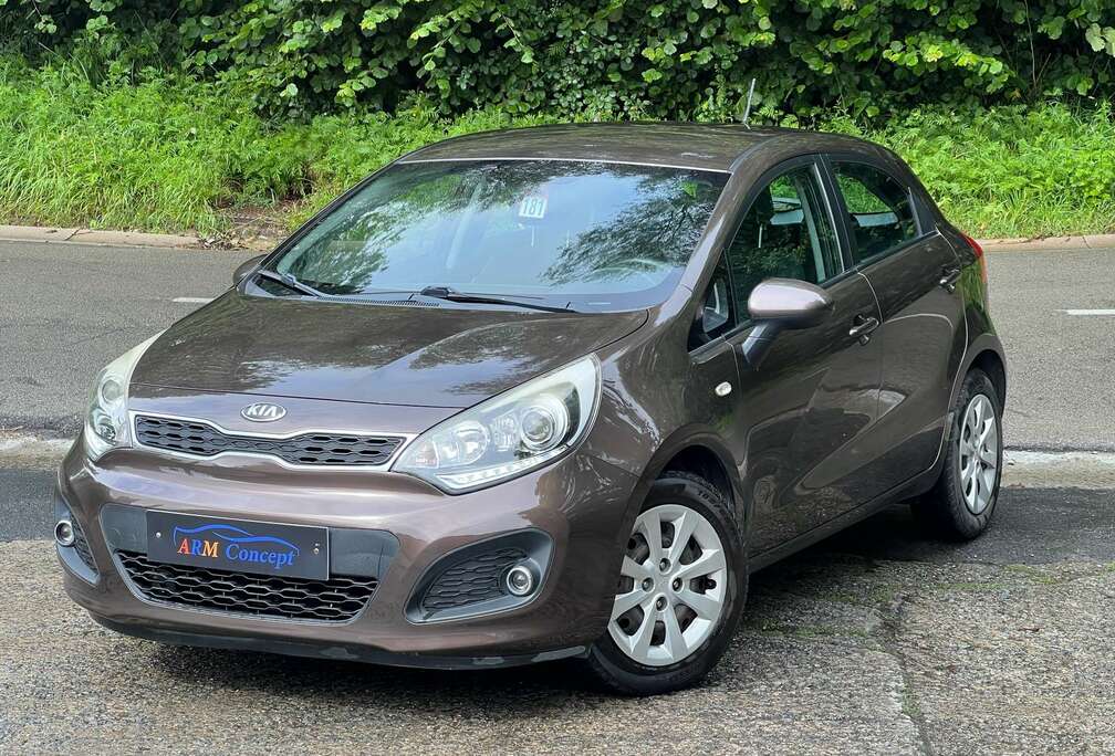 Kia 1.2i essence 2013 EURO 5 prête à immatriculer