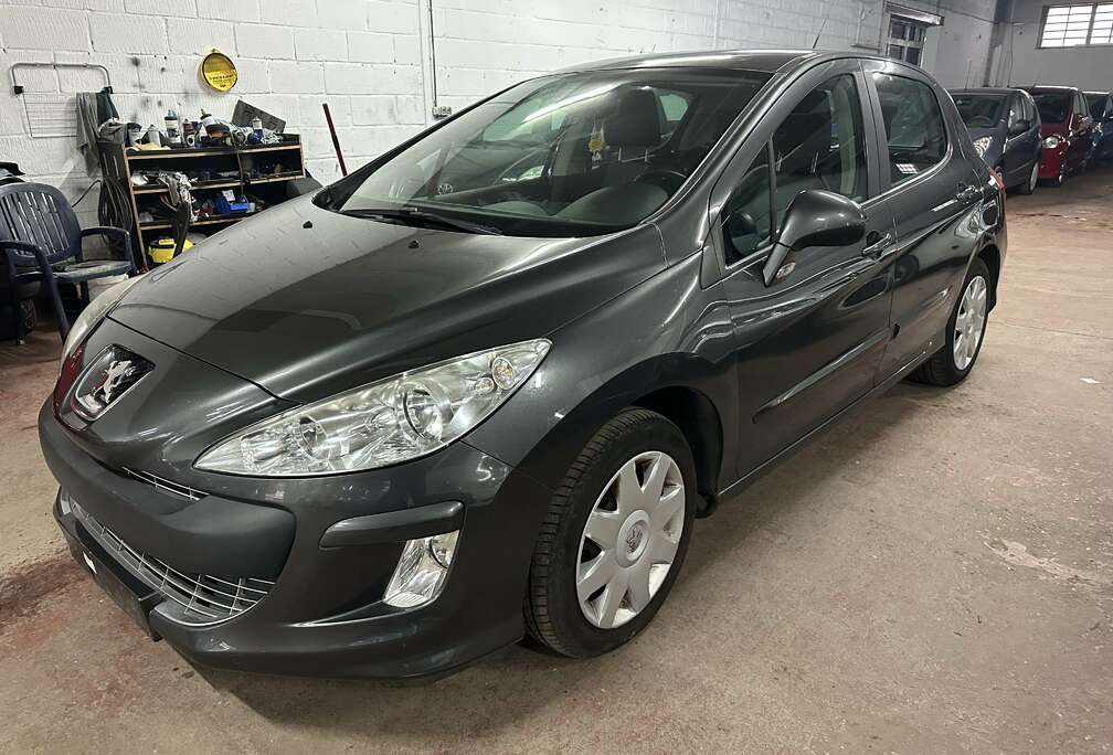 Peugeot 1.6 VTi 120ch Premium Pack A