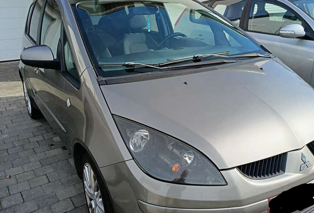 Mitsubishi Colt 1.3i