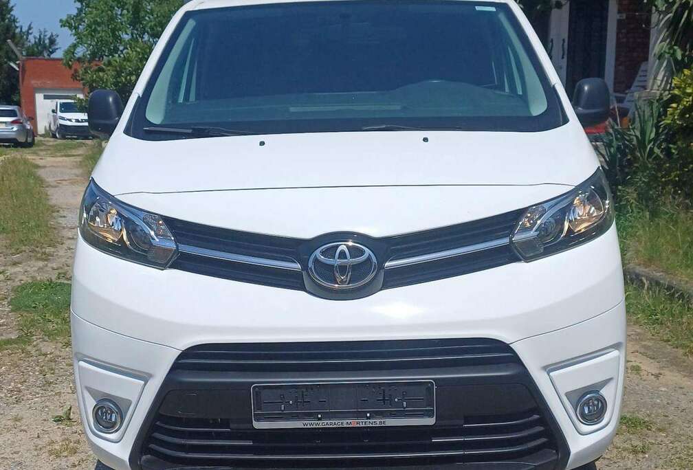 Toyota Proace 1.5 D-4D Medium Active S/S (6.2)
