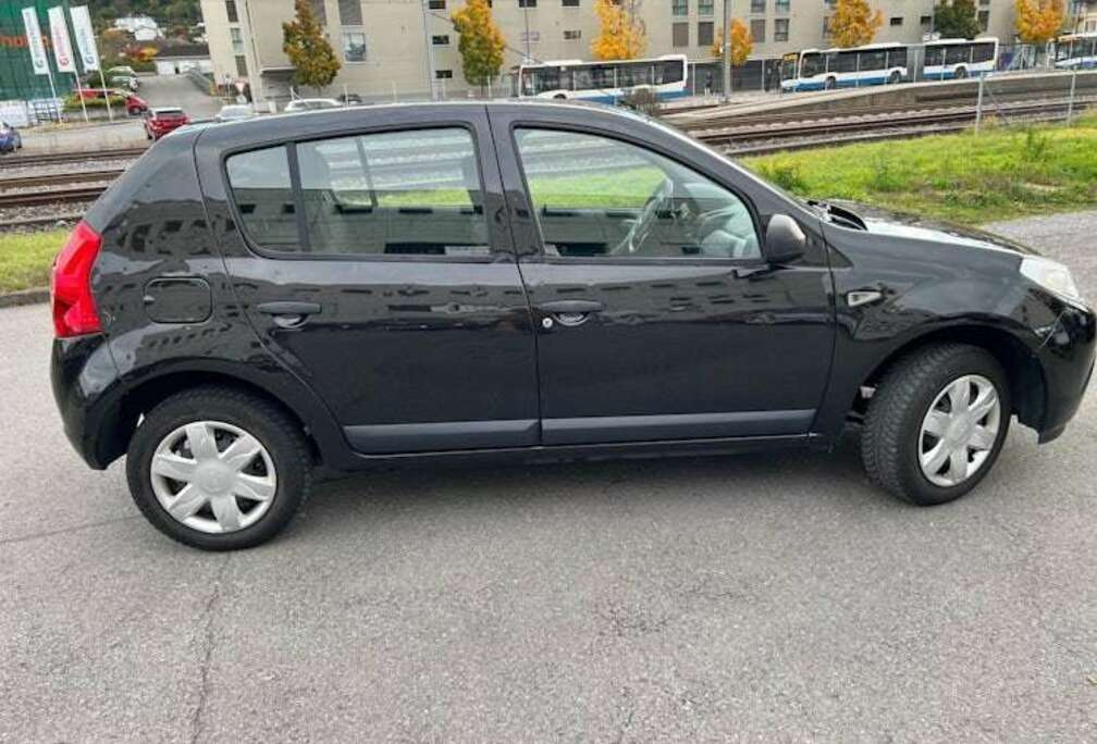 Dacia 1.2i Ambiance