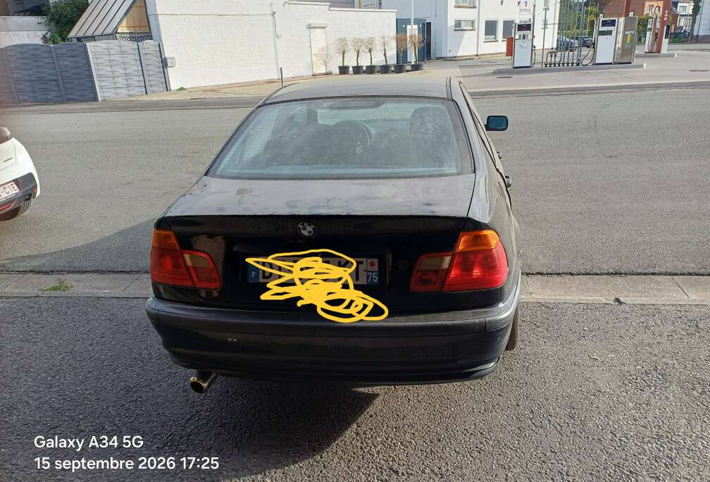 BMW 318i