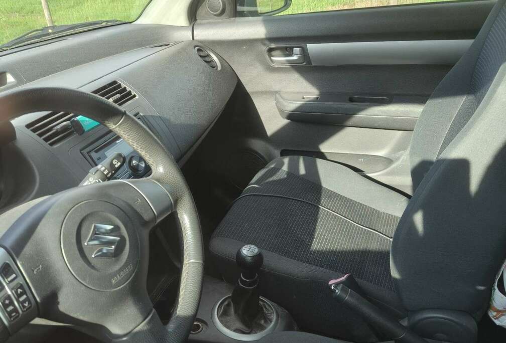 Suzuki 1.3i GL Airco MyMusic