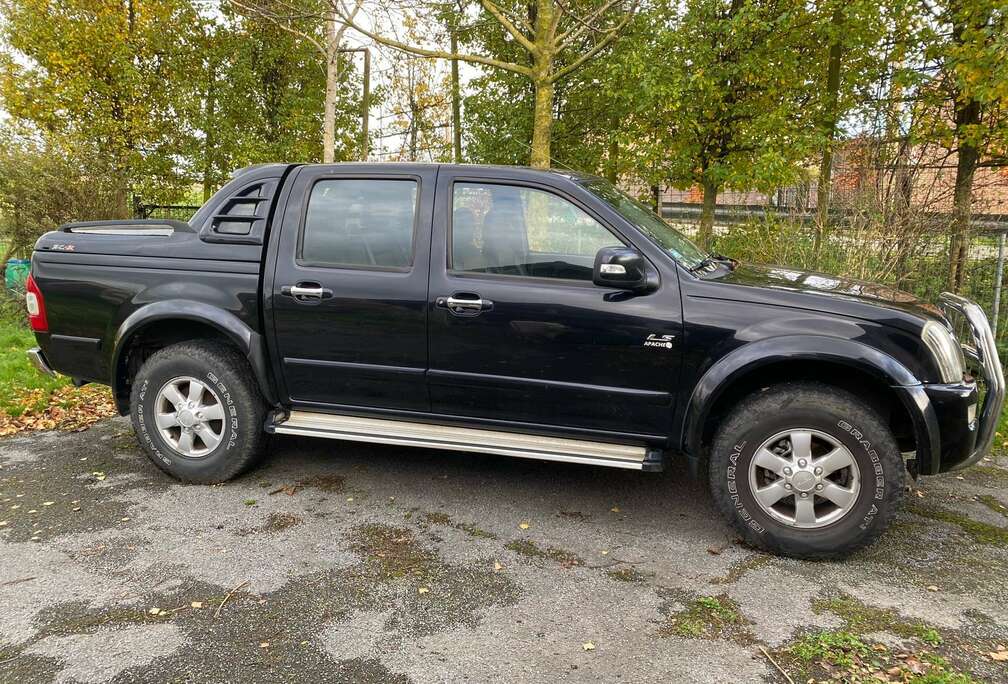 Isuzu LS 4x4 double cabine , boite auto 3.0D 131CV