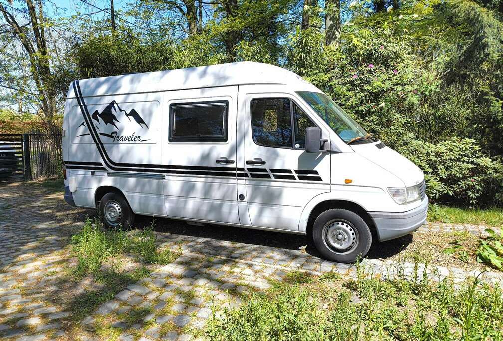 Mercedes-Benz camper busje (ingeschreven mobile home)