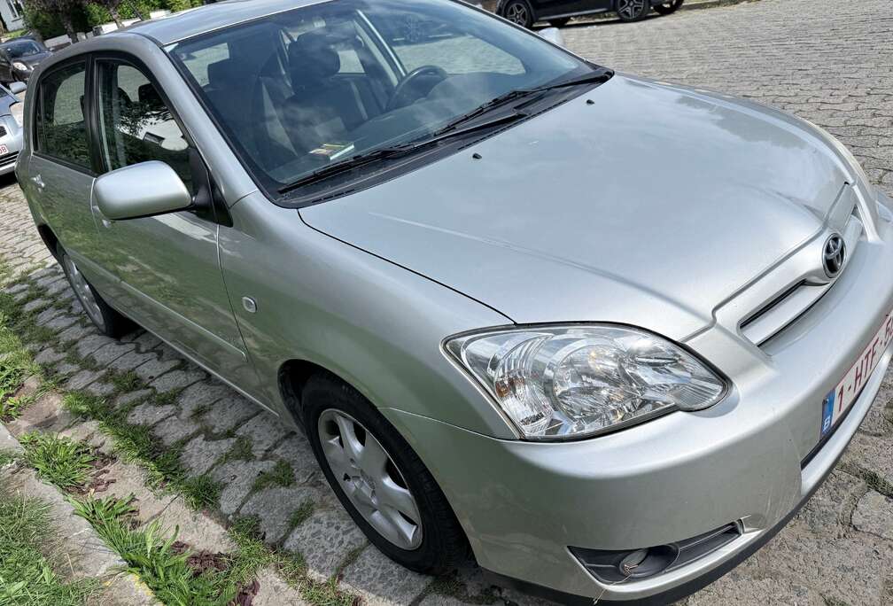 Toyota 1.4 Turbo D4D Linea Sol SILVERLINE!