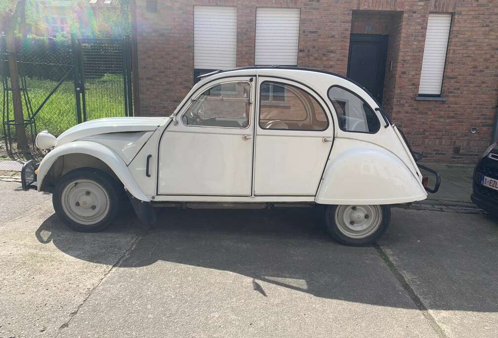 Citroen 2 CV 6