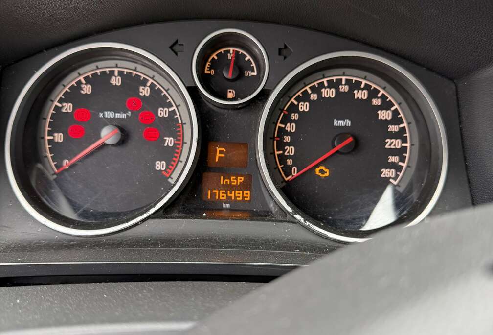 Opel 1.8 Automatik Edition Plus