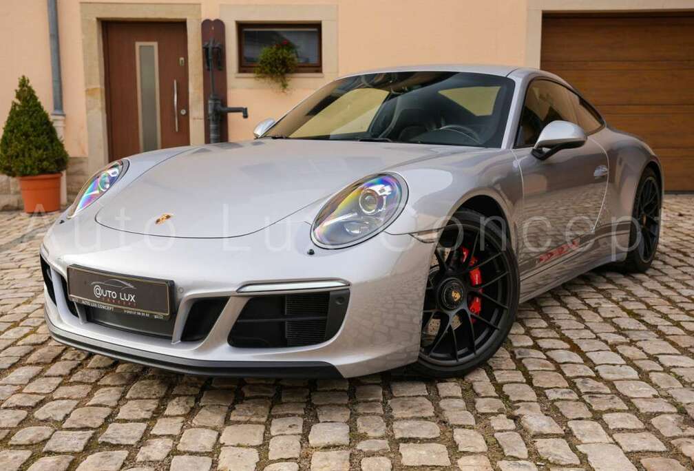 Porsche 911 Carrera GTS TECHART 510PS Akrapovi