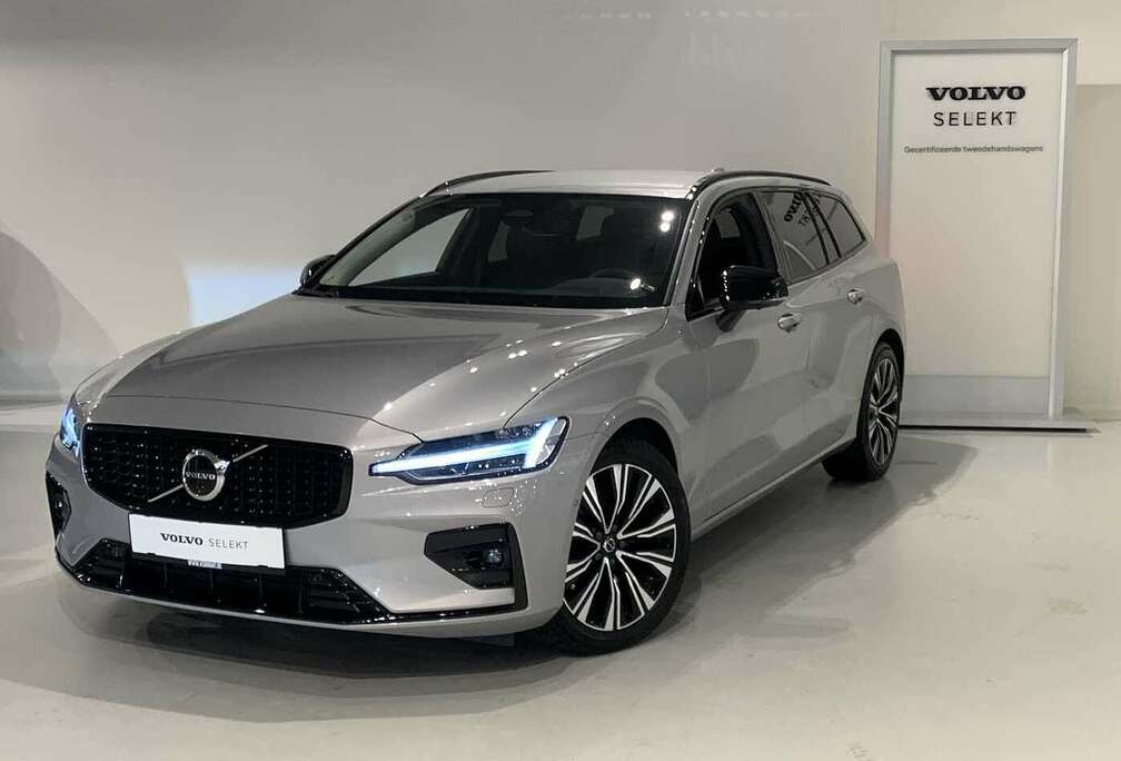 Volvo B4 Mild Hybride Dark Plus