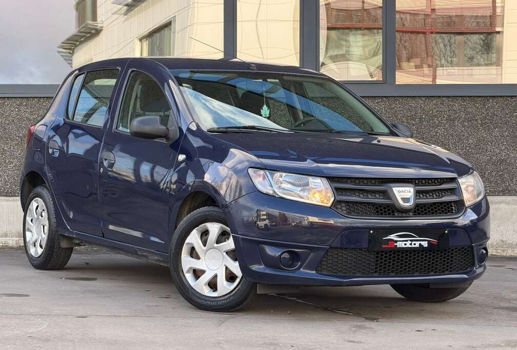 Dacia 1.2i  ROULE PARFAITEMENT