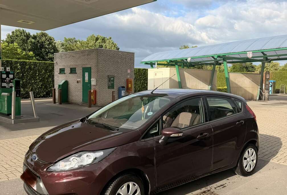 Ford 1.25i Ambiente
