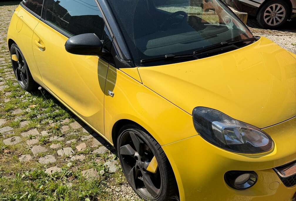 Opel Adam 1.2i Black Link