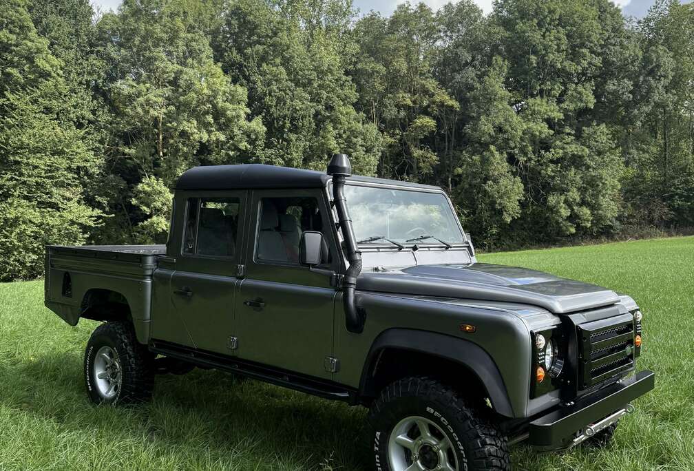 Land Rover 130 Td4 2.4
