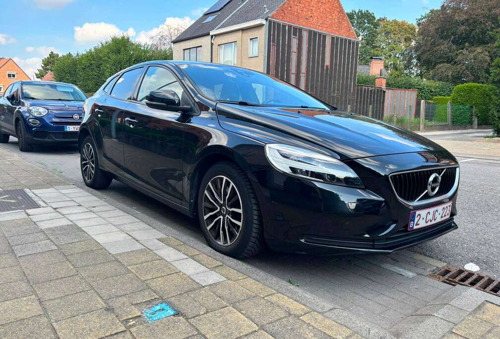 Volvo V40 2.0 T2 Momentum