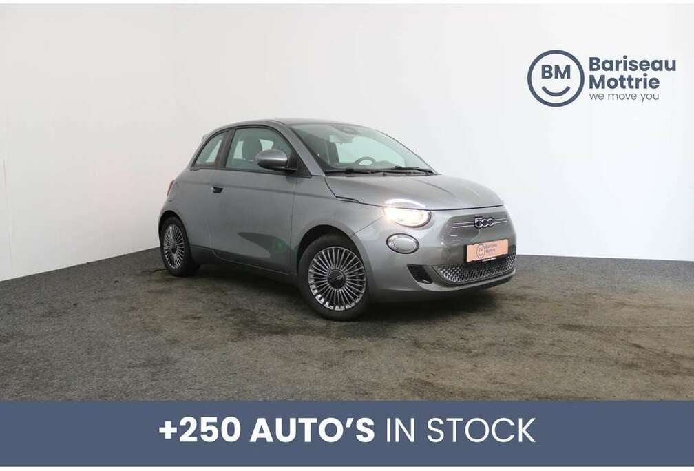 Fiat 42KWH ICON *DAB*GPS*CAMERA*CRUISE CONTROL*KLIMAATR