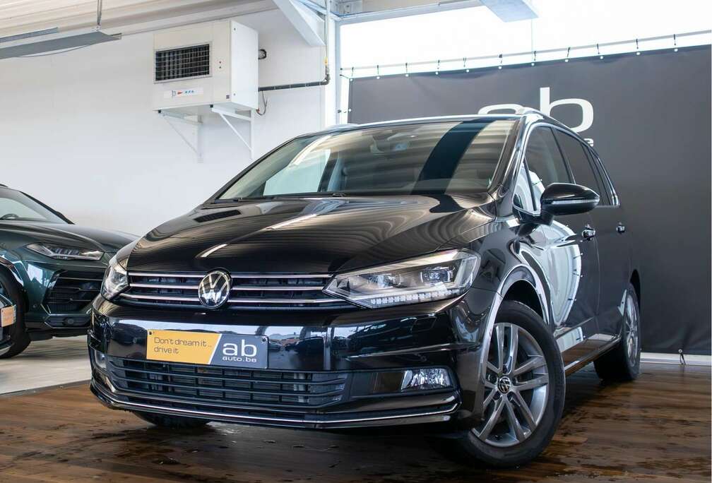 Volkswagen 1.5 TSI DSG HIGHLINE, 7 ZIT, ADAPT CRUISE, CARPLAY