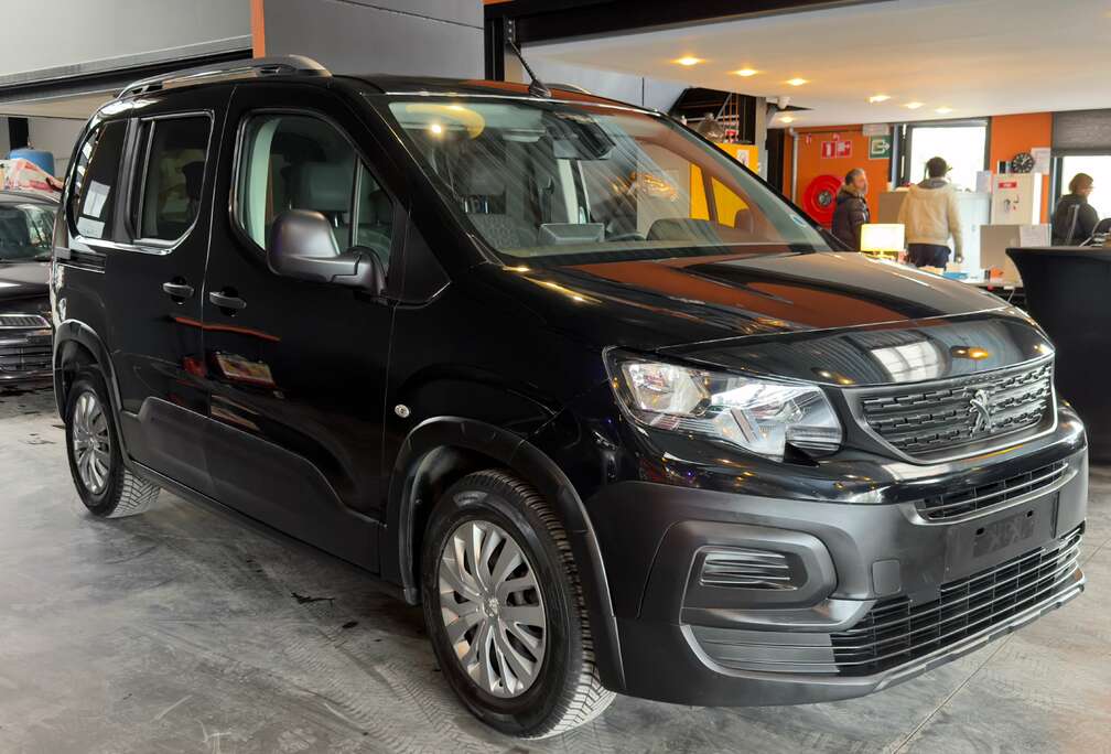 Peugeot Rifter 7 places/1.2 Long Allure AGC S/12 mois gara