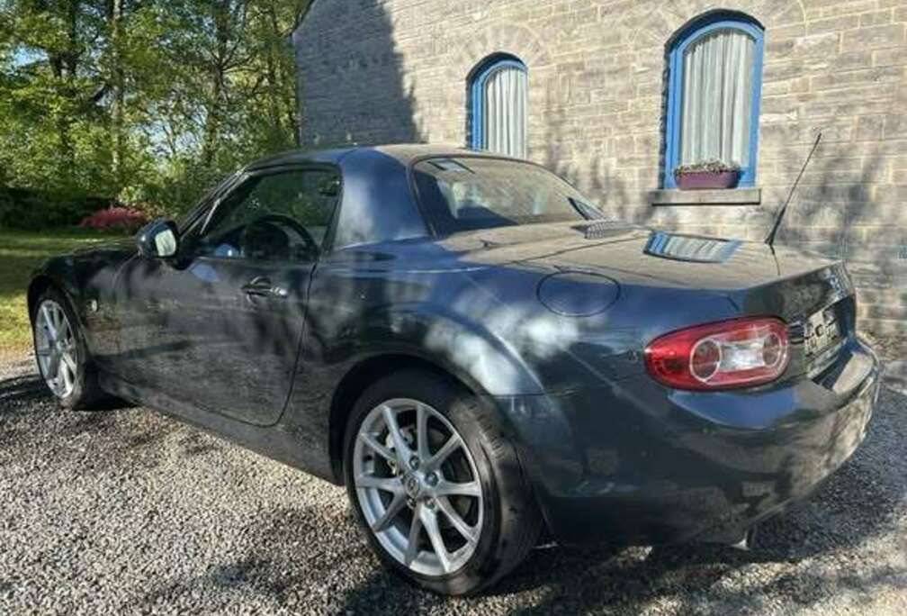 Mazda MX-5 2.0i Sport