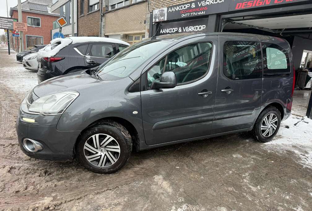 Citroen Berlingo 1.6 Essence Navigations clim