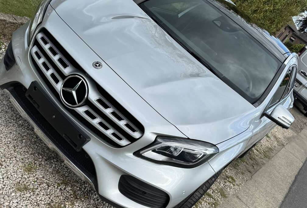 Mercedes-Benz 7G-DCT AMG Line