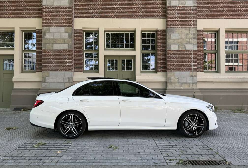 Mercedes-Benz d 4-Matic AMG PANO LED VIRTUAL HEAD-UP KEYLESS FUL
