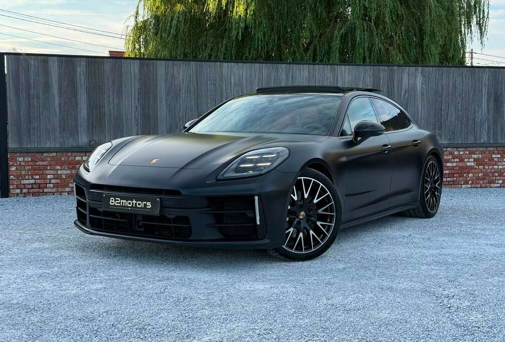 Porsche 4/2024/pano/sportchrono/bicolor leder/geventileerde zetels/luchtvering/bose/memory/matte ppf