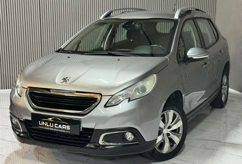 Peugeot 2008 1.2i PureTech Active