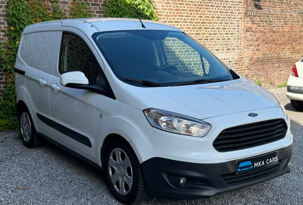 Ford Utilitaire 1.5 TDCi Faible Km Euro 6B Garantie 12 Mois