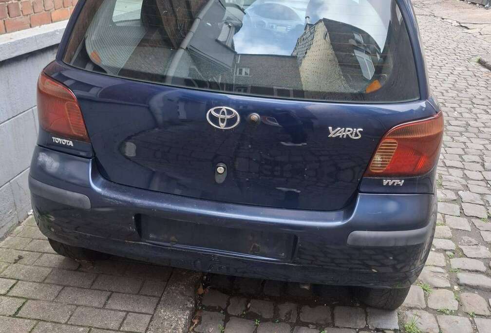 Toyota 1.3i VVT-i 16v Linea Luna