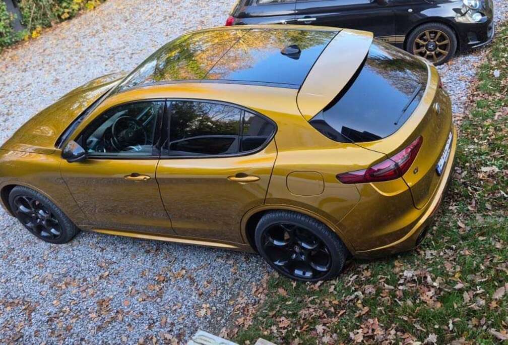 Alfa Romeo 2.2 MJD AWD GT Junior Ocra