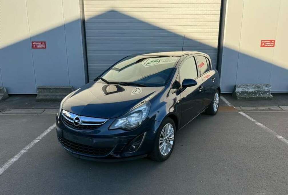 Opel Corsa 1.2i AUTOMATIQUE - AIRCO