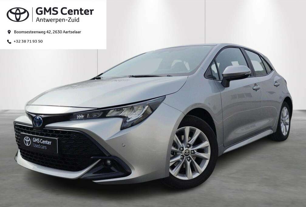 Toyota 1.8 Hybrid Dynamic e-CVT - incl 2 jaar KARE