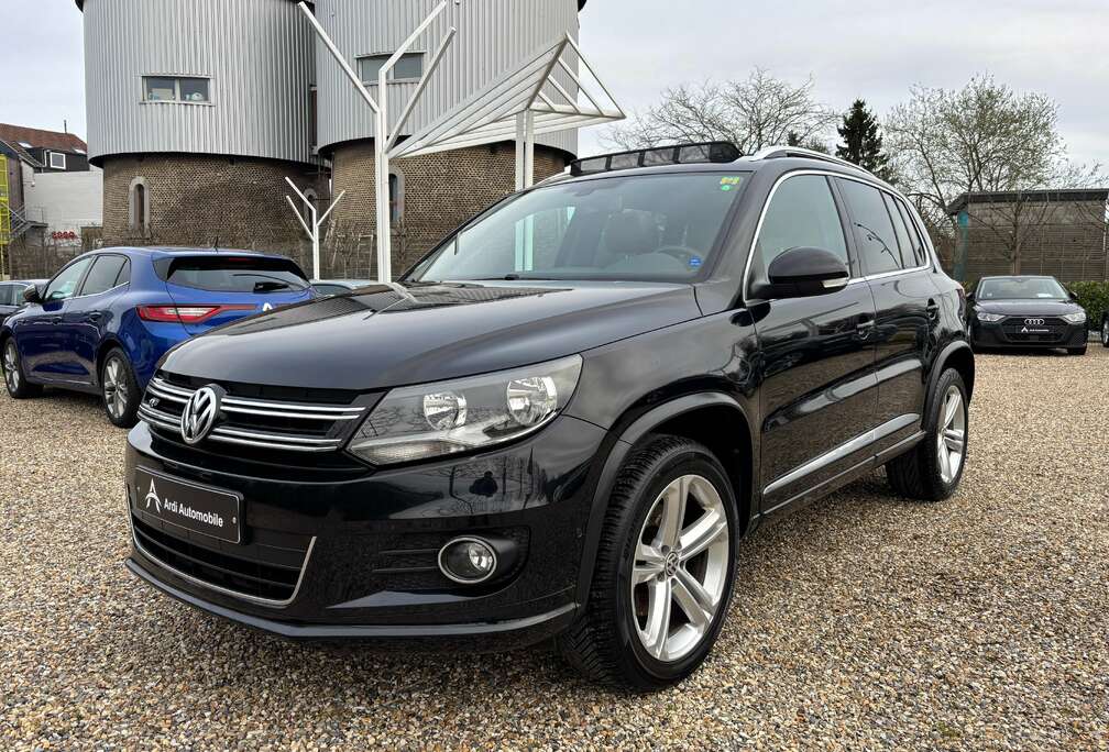 Volkswagen 2.0 TDi R Line *TOIT OUV*CAMERA*1ER PROP*GARANTIE*