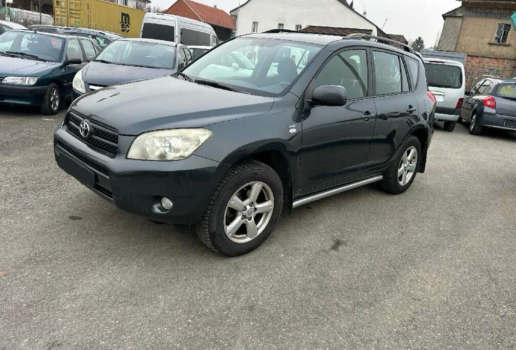 Toyota RAV4 2.2  D4D