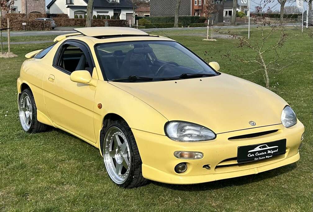 Mazda V6 1.8i 24V ZELDZAAM